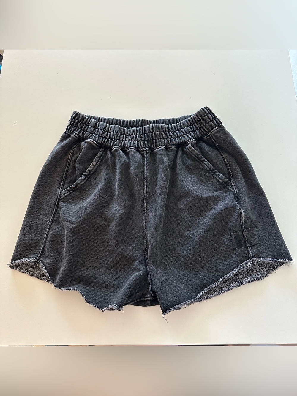 Free People FP Movement All Star Shorts Black Logo Oversized Lounge Black XL

Ki